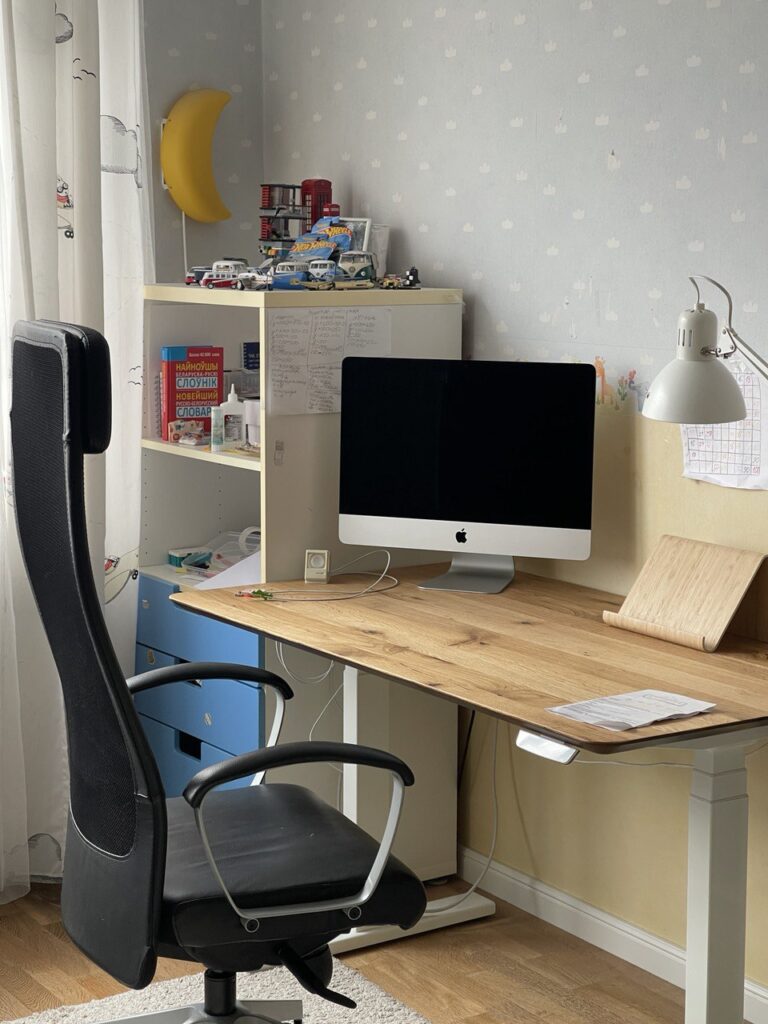 Стол регулируемый Smart Slim wn